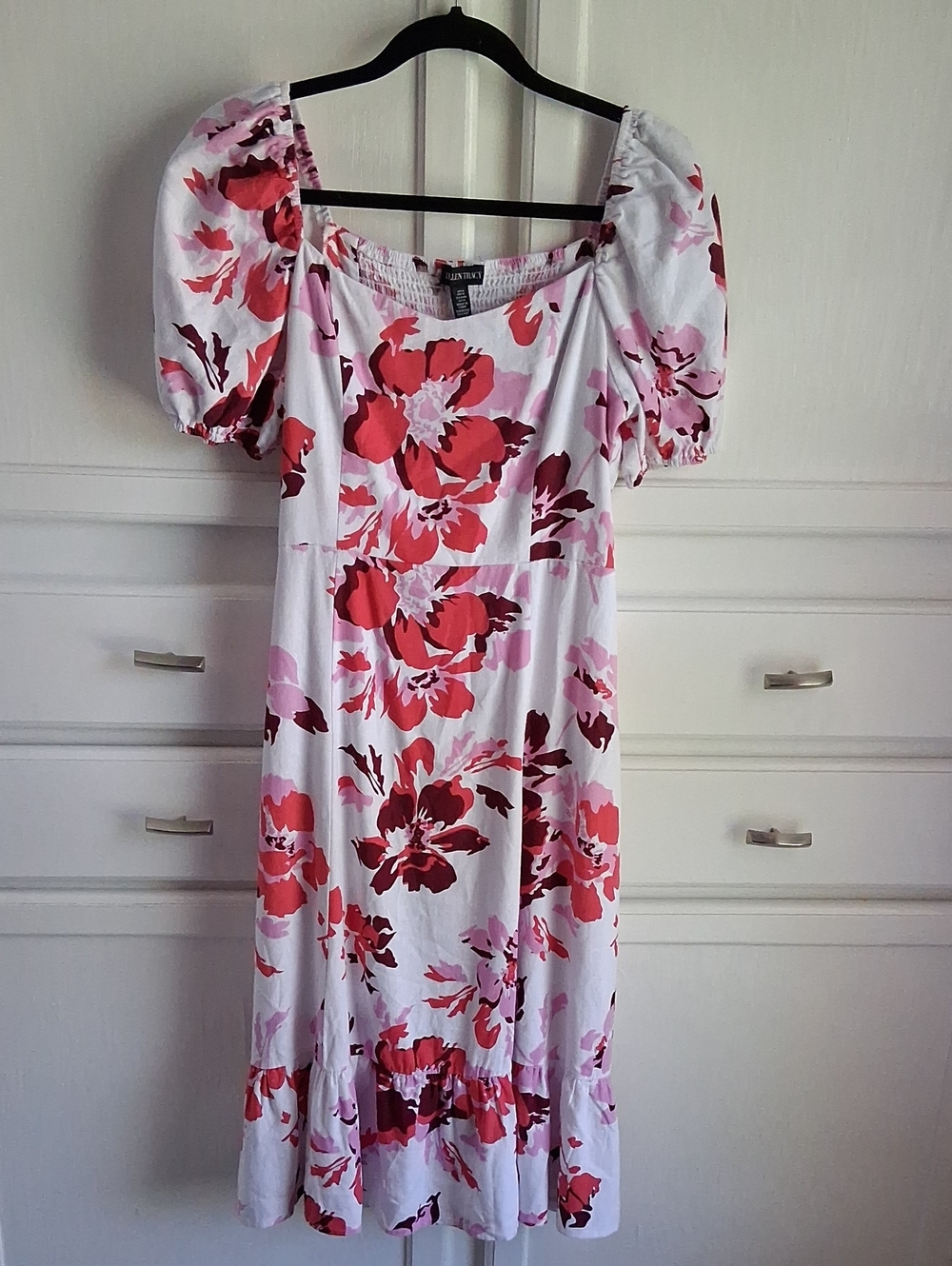 🎉2/$13 Ellen Tracy White Midi Dress with Red & Pink Floral Print